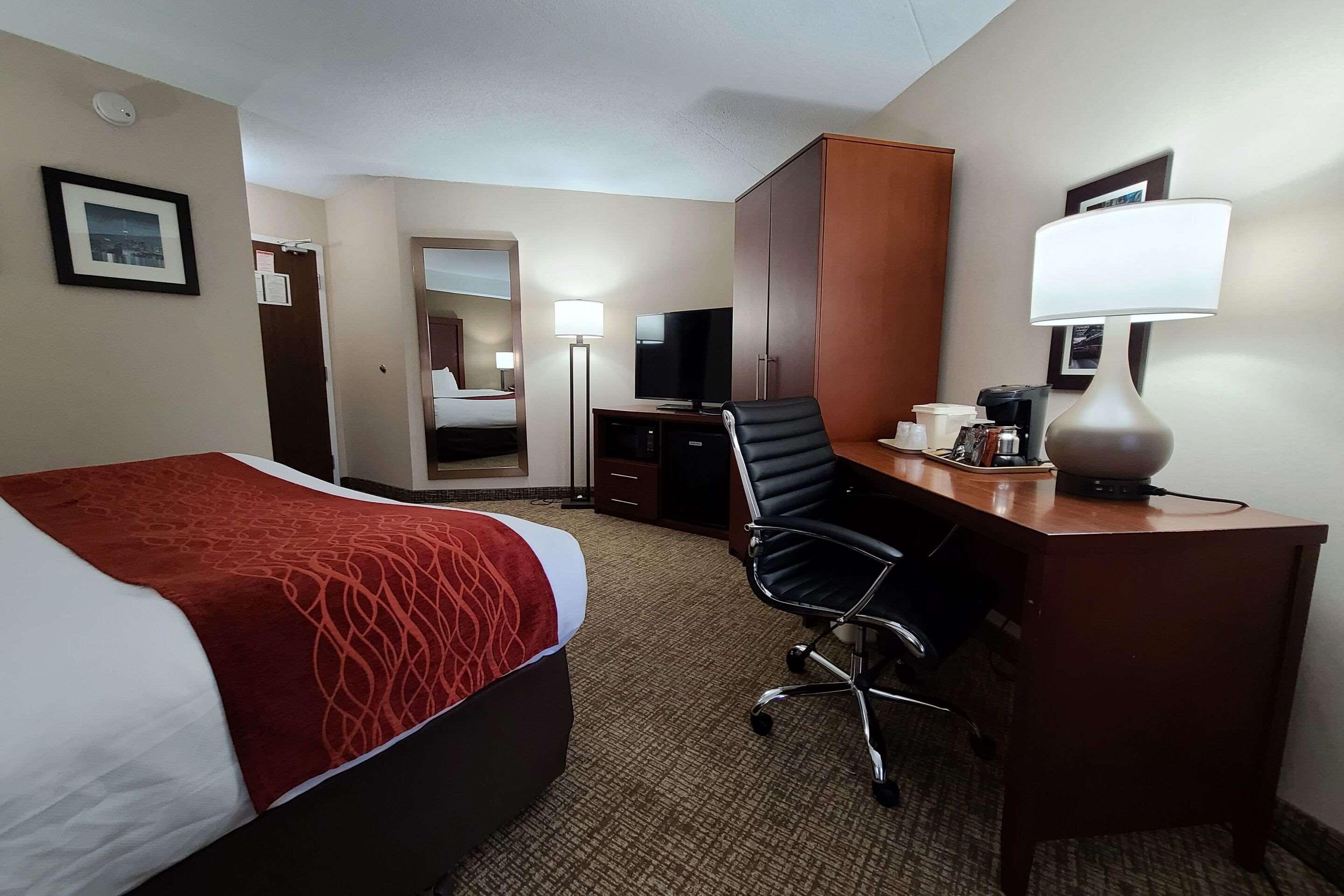 Comfort Inn Toronto North Dış mekan fotoğraf
