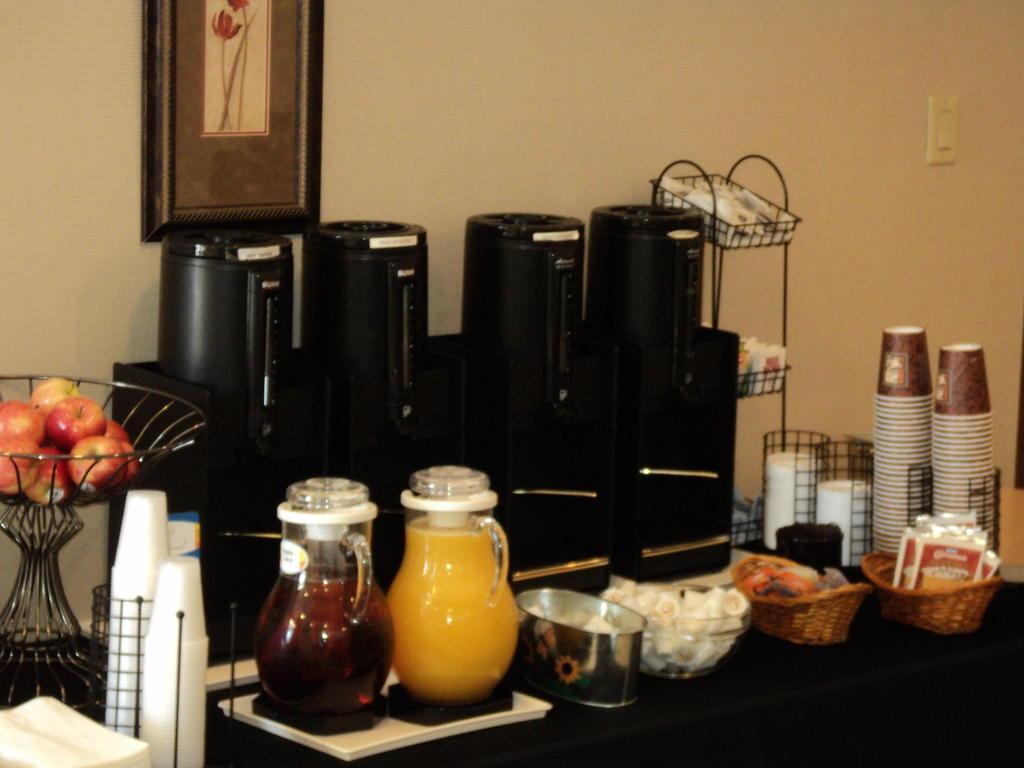 Comfort Inn Toronto North Dış mekan fotoğraf