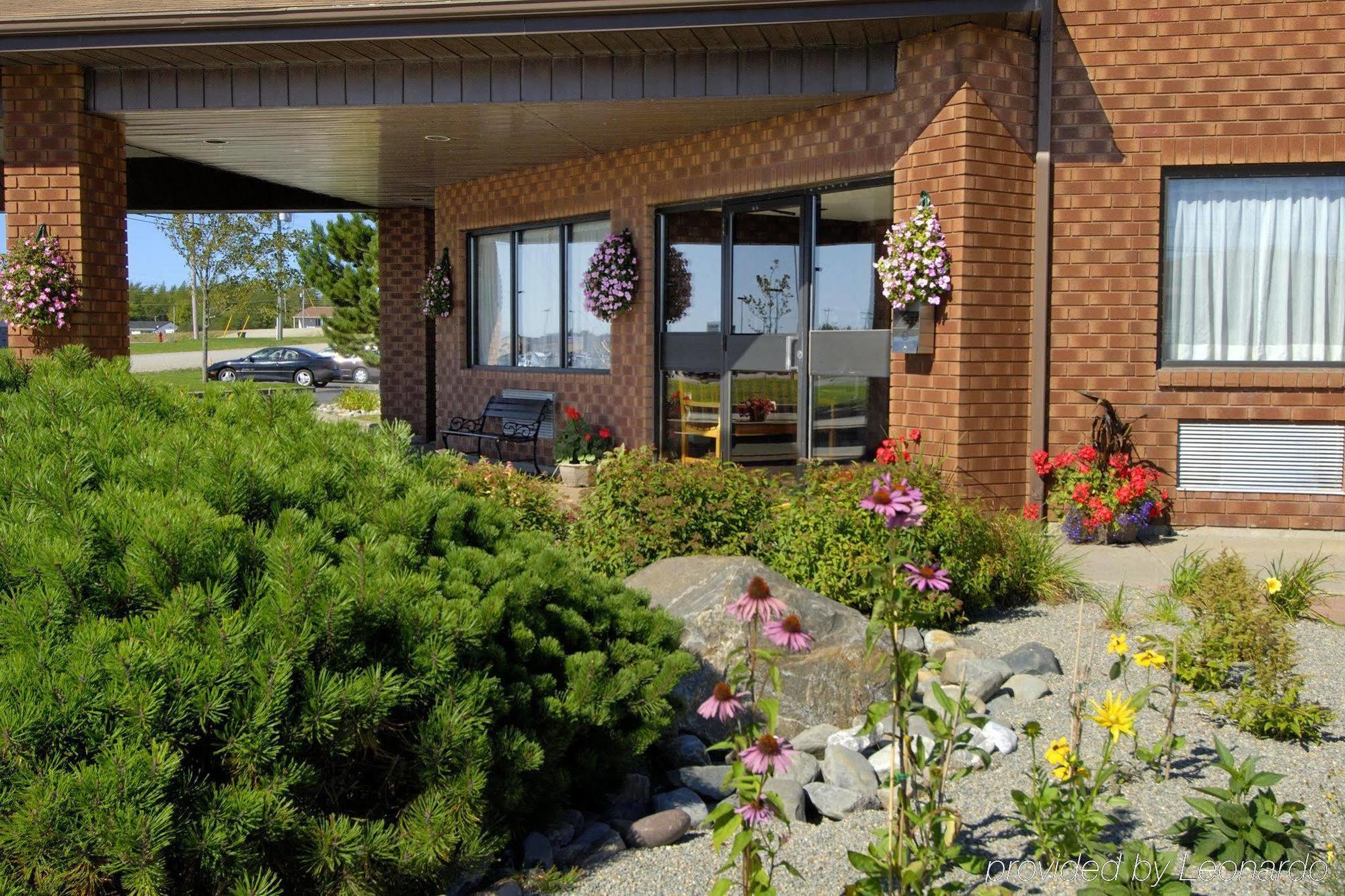 Comfort Inn Toronto North Dış mekan fotoğraf